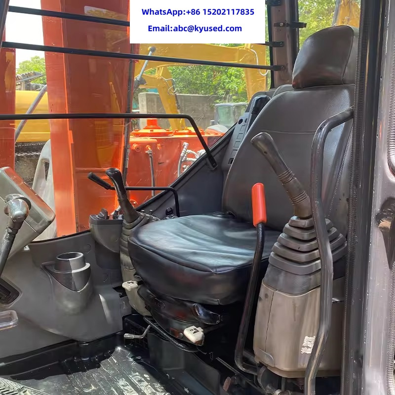 Excavator HITACHI ZX60: picture 16 Excavator HITACHI ZX60: picture 16