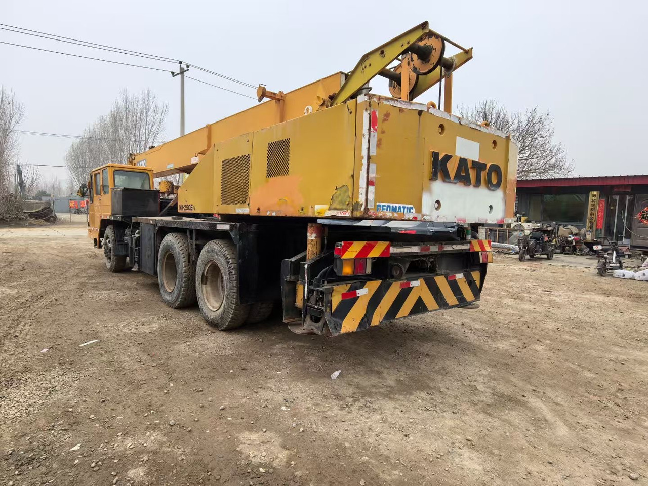 KATO NK250E NK300E NK400E NK500E NK800 NK1000 25ton 30 ton 40 ton 50 ton 80 ton truck crane - Mobile crane: picture 3 KATO NK250E NK300E NK400E NK500E NK800 NK1000 25ton 30 ton 40 ton 50 ton 80 ton truck crane - Mobile crane: picture 3