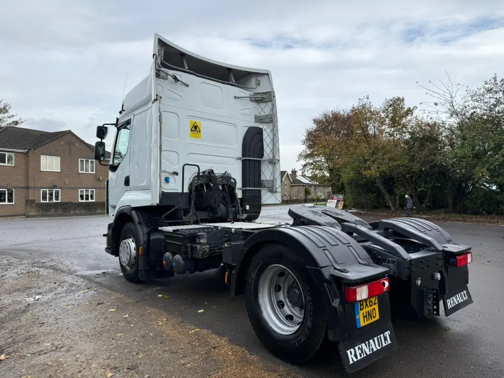 Leasing of  Renault Premium 440 DXi Renault Premium 440 DXi: picture 7