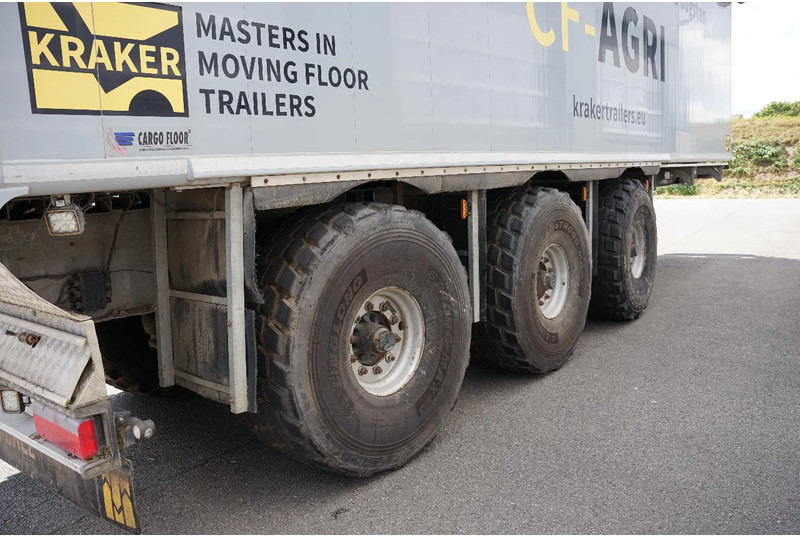Kraker CF Agri Truck and Tractor 2 steering axle - Walking floor semi-trailer: picture 4 Kraker CF Agri Truck and Tractor 2 steering axle - Walking floor semi-trailer: picture 4