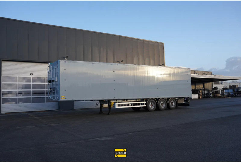 Kraker K-Force Fifth wheel 1250mm 90cbm 4 in stock - Walking floor semi-trailer: picture 1 Kraker K-Force Fifth wheel 1250mm 90cbm 4 in stock - Walking floor semi-trailer: picture 1