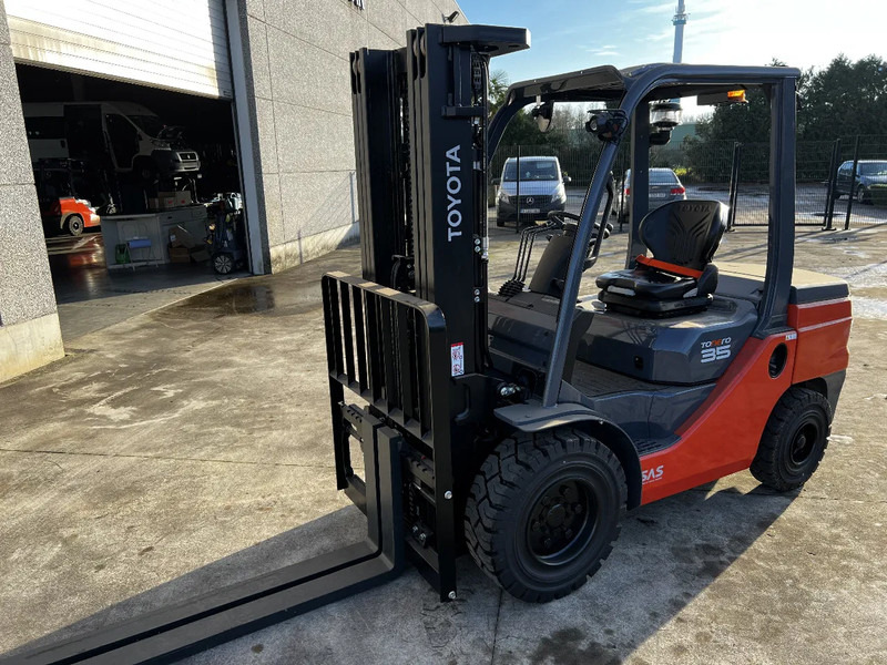 Toyota 52-8FDJF35 TONERO 35 (NEW) (5x in Stock) - Diesel forklift: picture 5 Toyota 52-8FDJF35 TONERO 35 (NEW) (5x in Stock) - Diesel forklift: picture 5