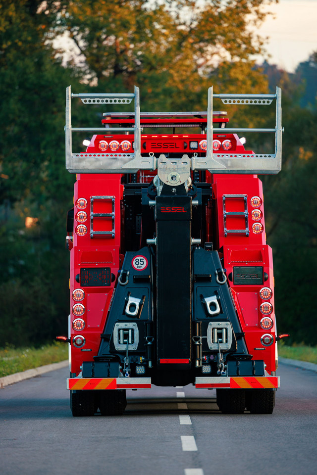 Tow truck Volvo FH NEW ER4120 5 winches T-REX Volvo FH 540 8x4 WB6,0 White or RED: picture 10