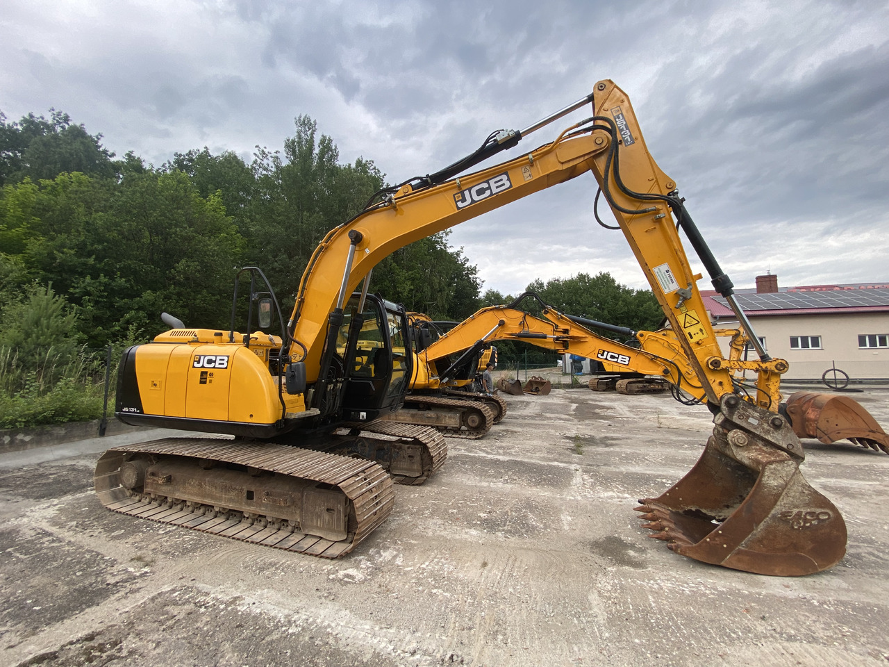 JCB JS131 - Crawler excavator: picture 2 JCB JS131 - Crawler excavator: picture 2