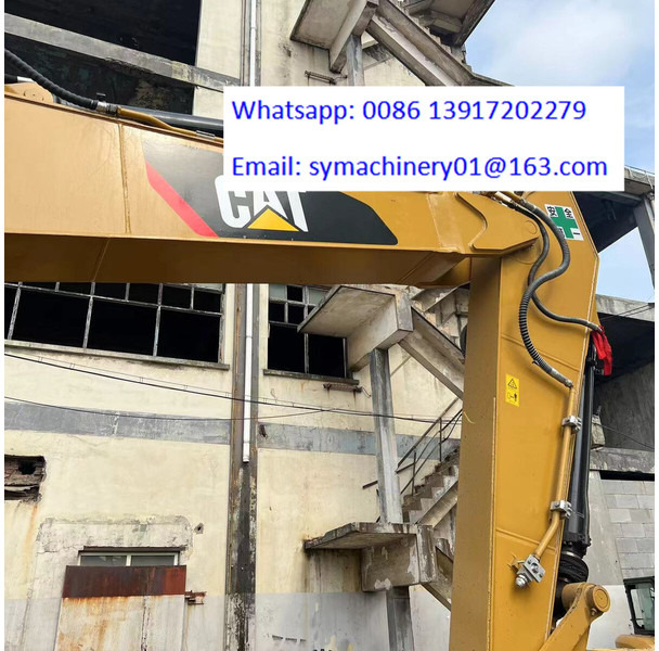 Crawler excavator Caterpillar 320D2: picture 13