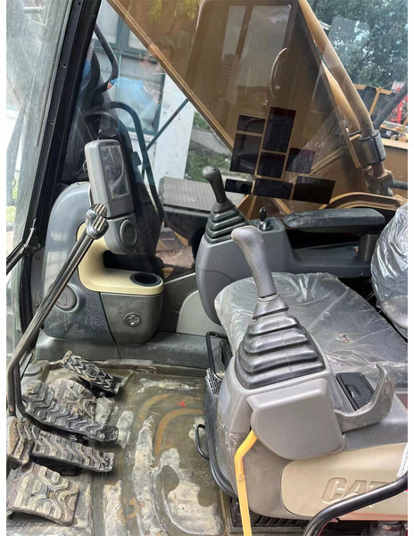 Crawler excavator Caterpillar 336D2: picture 8