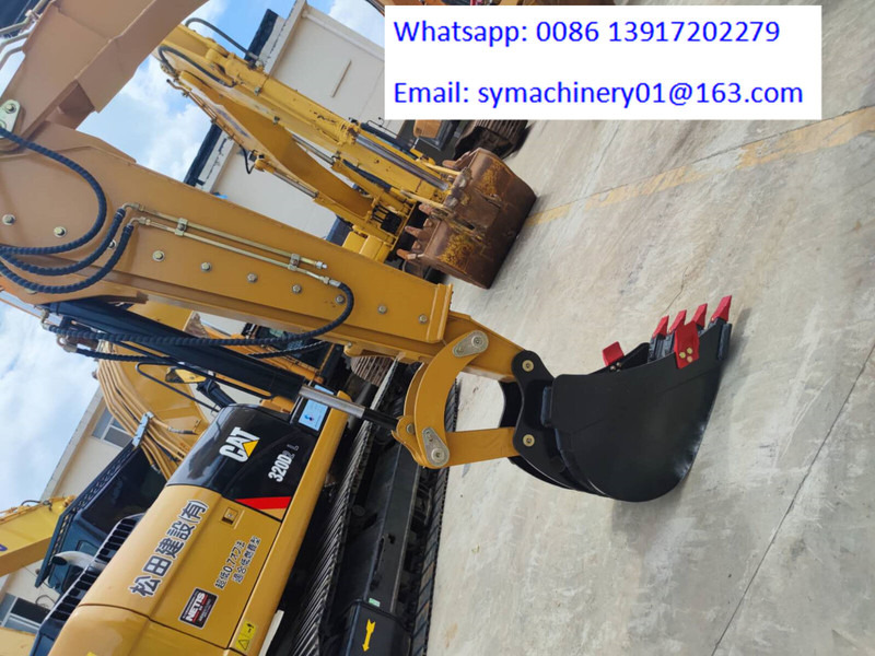 Backhoe loader Caterpillar 416F2: picture 8