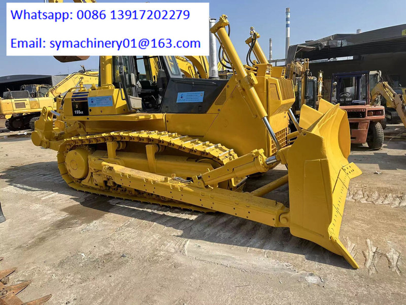 Komatsu D155A-5 - Bulldozer: picture 2 Komatsu D155A-5 - Bulldozer: picture 2