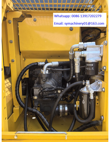 Crawler excavator Komatsu PC130: picture 9