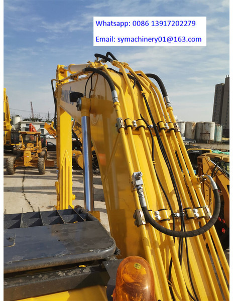 Komatsu PC220-8N1 - Crawler excavator: picture 4 Komatsu PC220-8N1 - Crawler excavator: picture 4