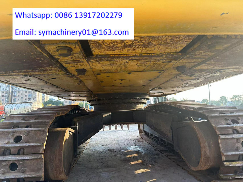 Komatsu PC450-8 - Crawler excavator: picture 4 Komatsu PC450-8 - Crawler excavator: picture 4