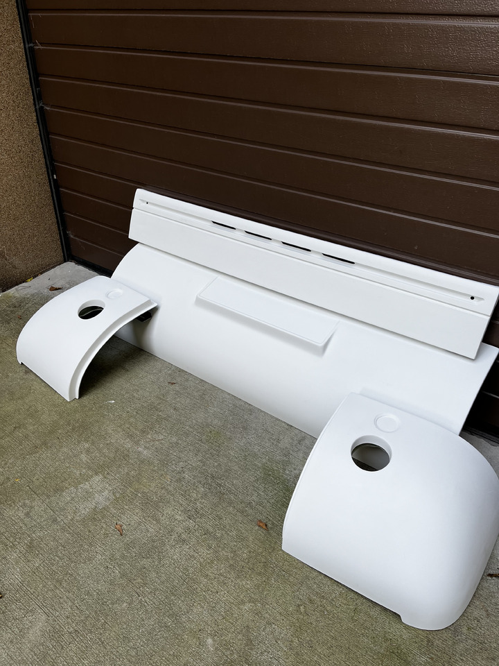 Zderzak przedni prawy, lewy, środkowy, atrapa, Van Hool T915 Zderzak przedni Van Hool T915 ACRON, ALICRON - Bumper for Coach: picture 3 Zderzak przedni prawy, lewy, środkowy, atrapa, Van Hool T915 Zderzak przedni Van Hool T915 ACRON, ALICRON - Bumper for Coach: picture 3