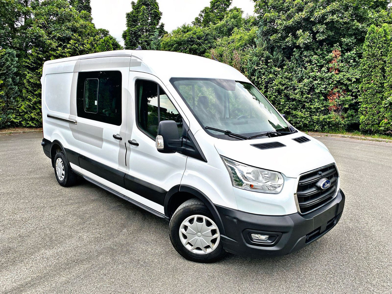 Ford Transit 350 L3H2 Trend|Kamera|6Sitzer|AHK|PDC|19 - Combi van: picture 1 Ford Transit 350 L3H2 Trend|Kamera|6Sitzer|AHK|PDC|19 - Combi van: picture 1