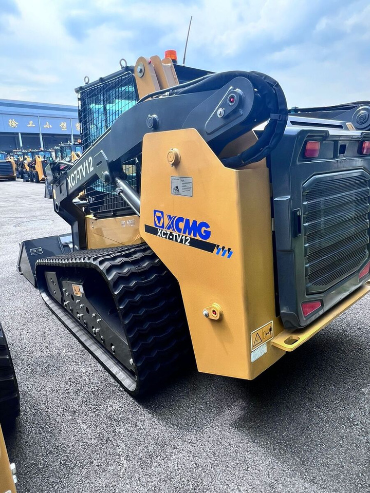 New XCMG XC7-SR08 compact track loader - Compact track loader: picture 1 New XCMG XC7-SR08 compact track loader - Compact track loader: picture 1