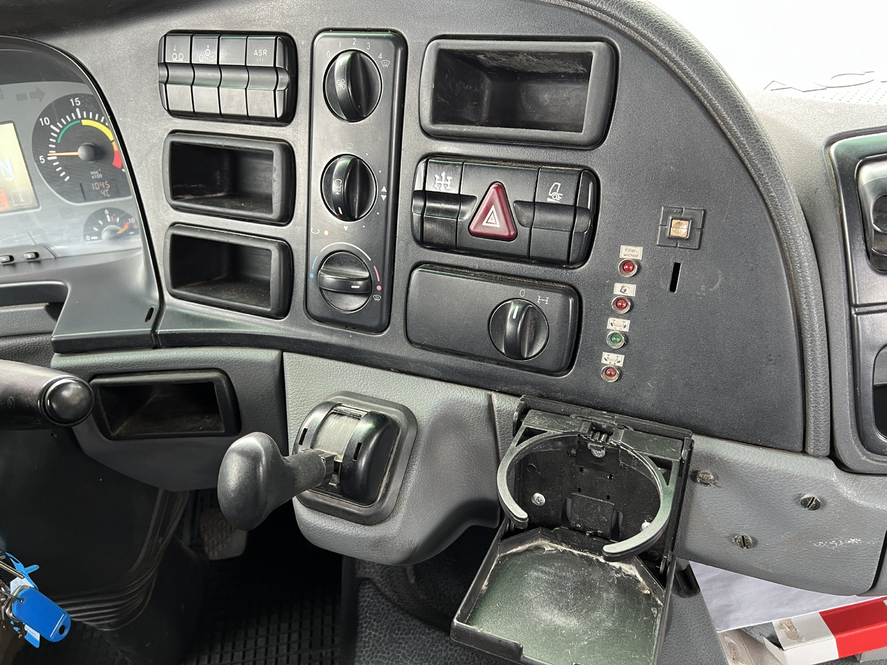 Leasing of MERCEDES-BENZ Actros 25 41 | Retarder | Kupplung | Differenzial | Liftachse MERCEDES-BENZ Actros 25 41 | Retarder | Kupplung | Differenzial | Liftachse: picture 16