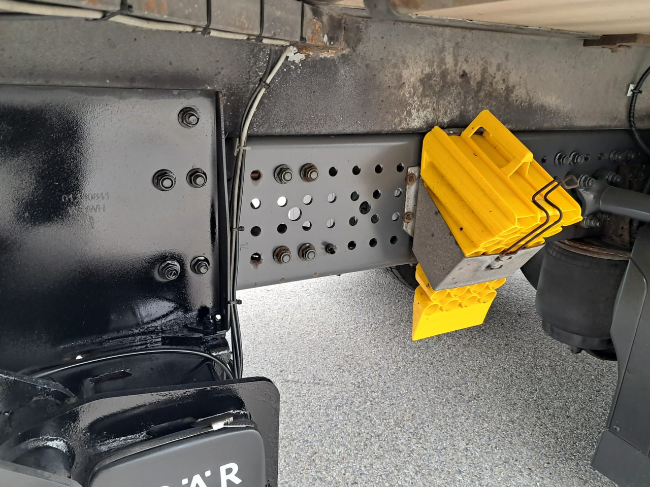 Refrigerator truck MERCEDES-BENZ Antos 1833 Kühlkoffer LBW | Standheizung | Euro 6: picture 40 Refrigerator truck MERCEDES-BENZ Antos 1833 Kühlkoffer LBW | Standheizung | Euro 6: picture 40