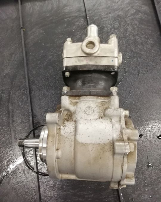 KOMPRESOR NISSAN CABSTAR MAXITY - Air brake compressor for Truck: picture 2 KOMPRESOR NISSAN CABSTAR MAXITY - Air brake compressor for Truck: picture 2