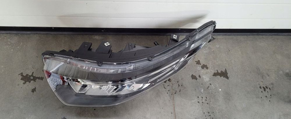 LAMPA FULL LED IVECO DAILY Lh. ORYGINAŁ 5802711800 - Headlight for Van: picture 2 LAMPA FULL LED IVECO DAILY Lh. ORYGINAŁ 5802711800 - Headlight for Van: picture 2