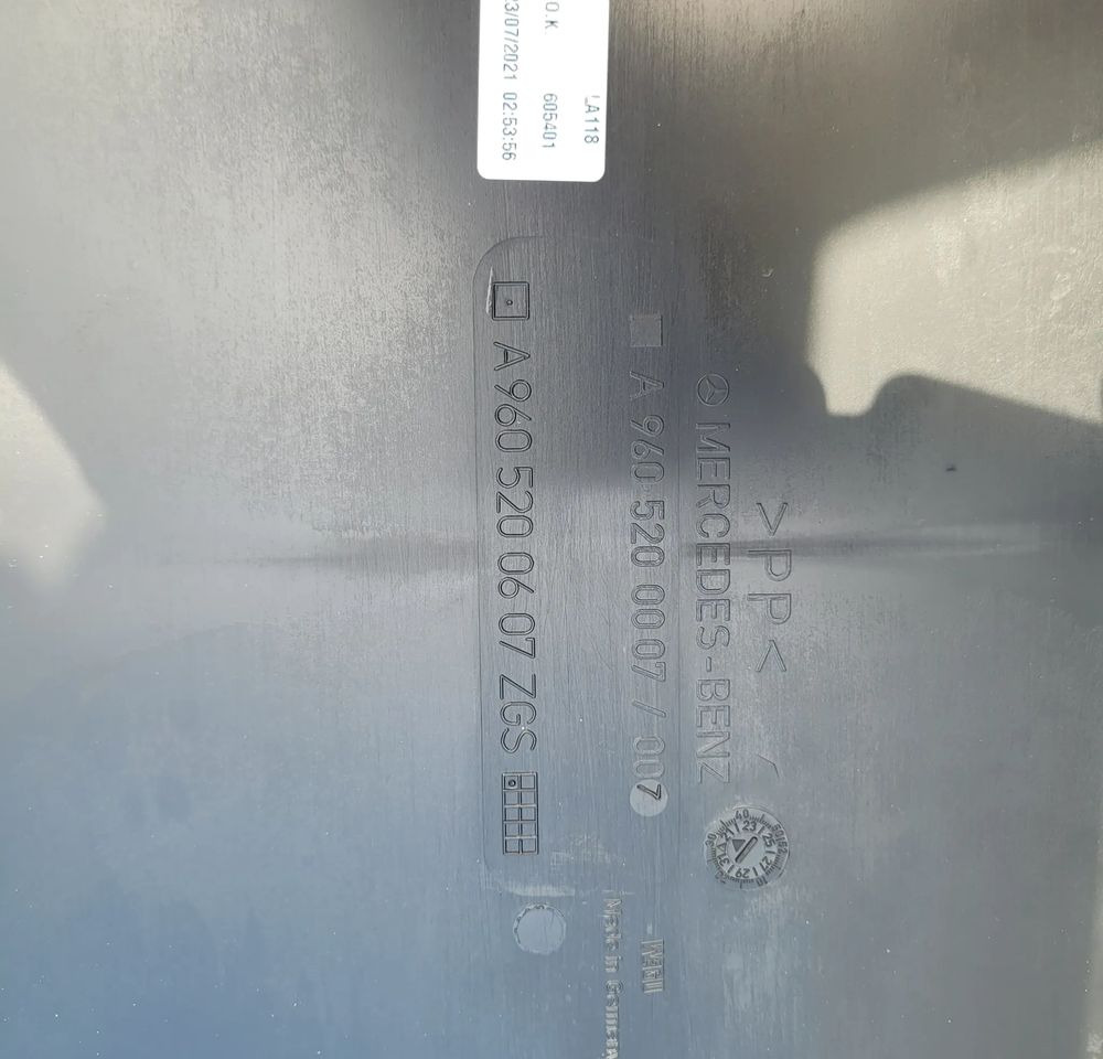 NADKOLE CHLAPACZ MERCEDES ACTROS MP4 MP5 NOWY ORYGINAŁ A9605200607 CHWALIM116 - Body and exterior for Truck: picture 3 NADKOLE CHLAPACZ MERCEDES ACTROS MP4 MP5 NOWY ORYGINAŁ A9605200607 CHWALIM116 - Body and exterior for Truck: picture 3