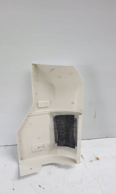 NAROZNIK ZDERZAKA RENAULT MAGNUM E-TECH NOWY PRAWY - Bumper for Truck: picture 2 NAROZNIK ZDERZAKA RENAULT MAGNUM E-TECH NOWY PRAWY - Bumper for Truck: picture 2