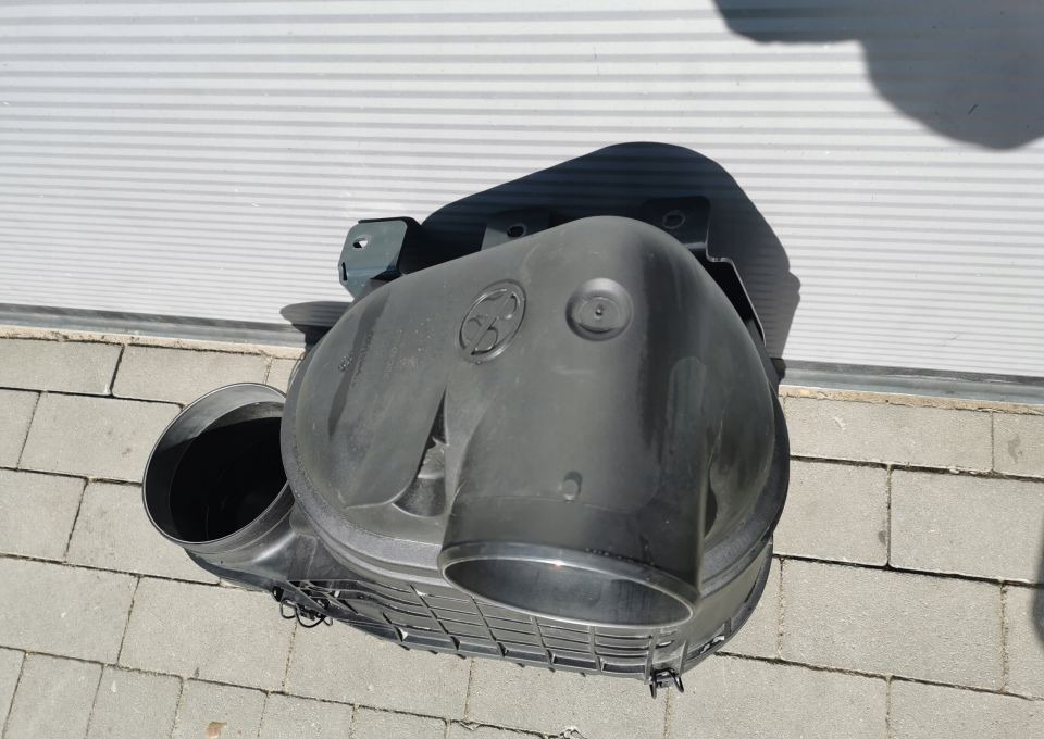 Obudowa filtra powietrza iveco eurocargo 580155845 - Air filter for Truck: picture 3 Obudowa filtra powietrza iveco eurocargo 580155845 - Air filter for Truck: picture 3