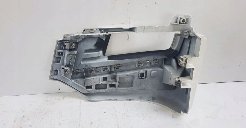 POSZYCIE ZDERZAK MAN TGS ORYGINAŁ RH. - Bumper for Truck: picture 2 POSZYCIE ZDERZAK MAN TGS ORYGINAŁ RH. - Bumper for Truck: picture 2