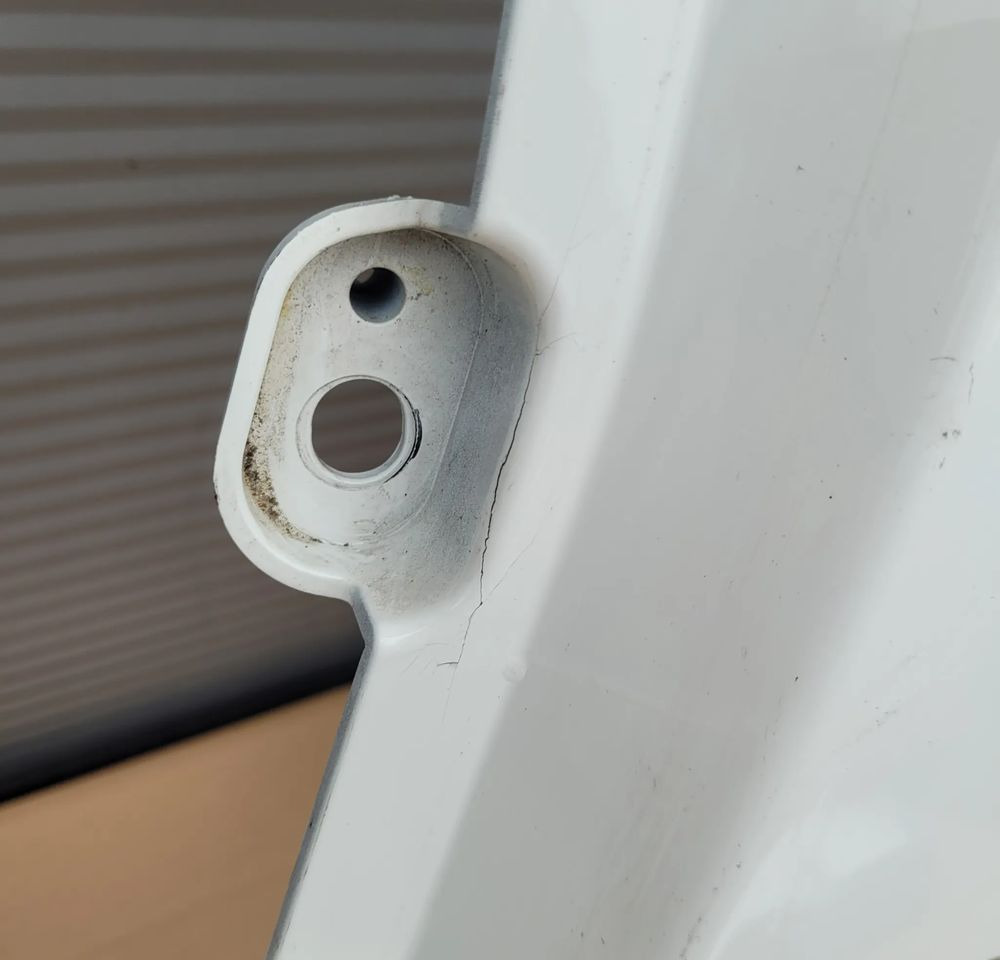 POSZYCIE ZDERZAK VOLVO FH5 ORYGINAŁ LH 23526433 CHWALIM116 - Bumper for Truck: picture 2 POSZYCIE ZDERZAK VOLVO FH5 ORYGINAŁ LH 23526433 CHWALIM116 - Bumper for Truck: picture 2