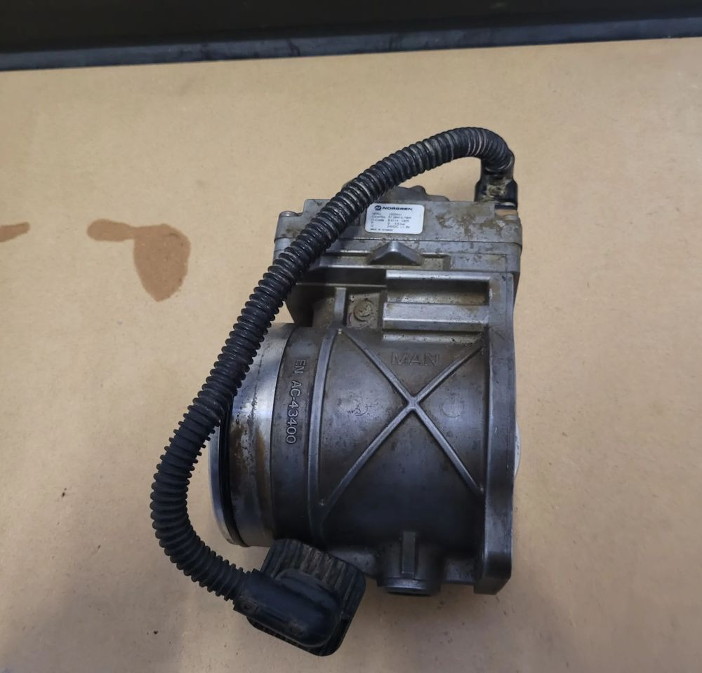 PRZEPUSTNICA EGR MAN TGX TGS E6 51.09413-7009 CHWALIM116 - Cooling system for Truck: picture 1 PRZEPUSTNICA EGR MAN TGX TGS E6 51.09413-7009 CHWALIM116 - Cooling system for Truck: picture 1