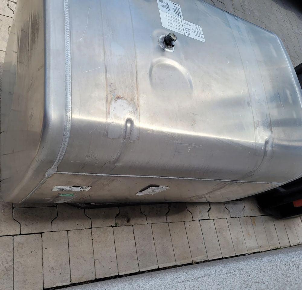 ZBIORNIK PALIWA MAN TGX 370L 81.12201-6798 100X63X68CM - Fuel tank for Truck: picture 4 ZBIORNIK PALIWA MAN TGX 370L 81.12201-6798 100X63X68CM - Fuel tank for Truck: picture 4