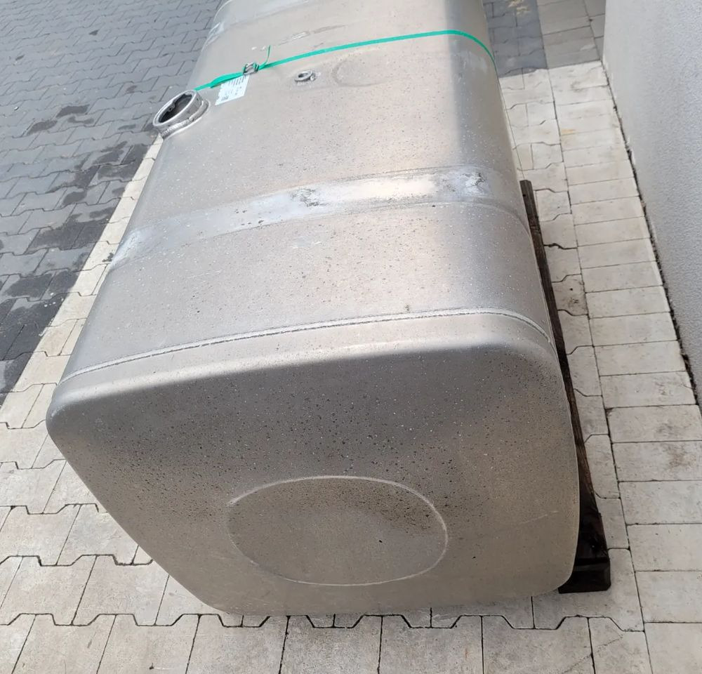 ZBIORNIK PALIWA MAN TGX 580L LIFT 130X70X70 - Fuel tank for Truck: picture 2 ZBIORNIK PALIWA MAN TGX 580L LIFT 130X70X70 - Fuel tank for Truck: picture 2