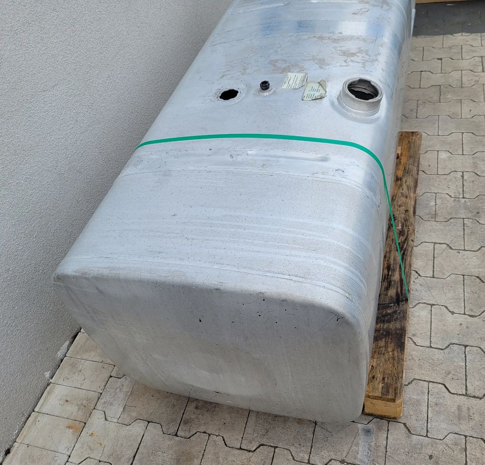 ZBIORNIK PALIWA MAN TGX TGS 200X60X70CM - Fuel tank for Truck: picture 3 ZBIORNIK PALIWA MAN TGX TGS 200X60X70CM - Fuel tank for Truck: picture 3