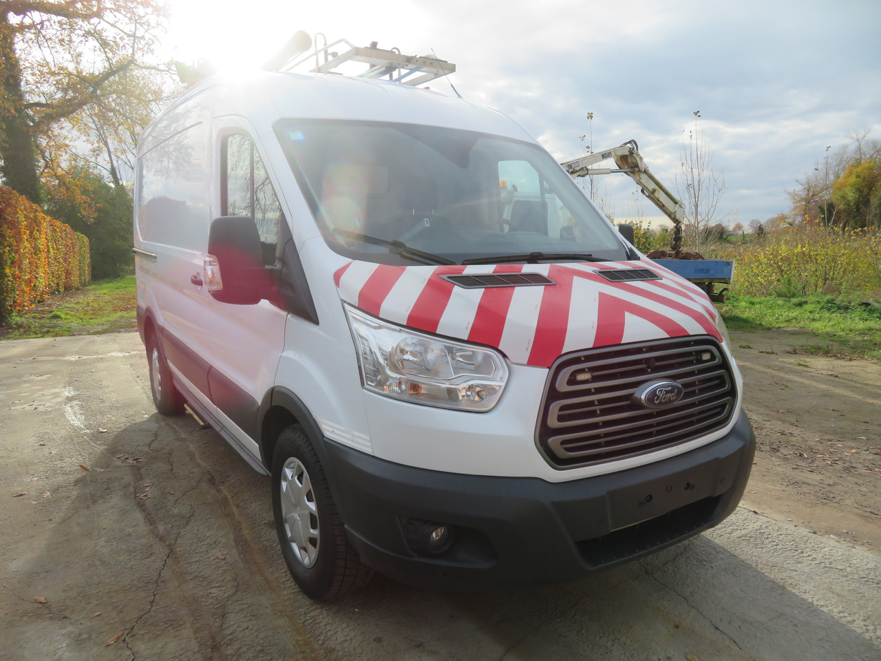 Ford Transit 2.0TDCi - L2H2 - Panel van: picture 1 Ford Transit 2.0TDCi - L2H2 - Panel van: picture 1