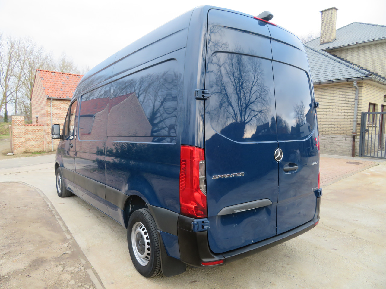 Mercedes-Benz Sprinter 311CDi - Small van: picture 5 Mercedes-Benz Sprinter 311CDi - Small van: picture 5
