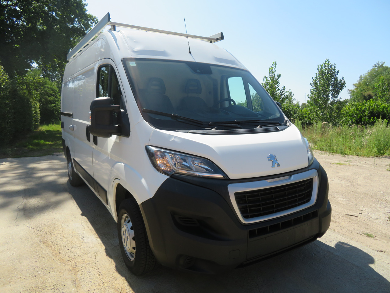 PEUGEOT Boxer 2.2 BlueHDI L2H2 - Panel van: picture 1 PEUGEOT Boxer 2.2 BlueHDI L2H2 - Panel van: picture 1