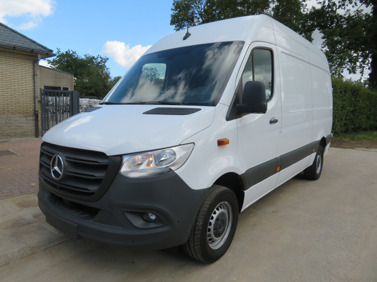 Mercedes-Benz Sprinter 317cdi - A2H2 - Van: picture 3 Mercedes-Benz Sprinter 317cdi - A2H2 - Van: picture 3