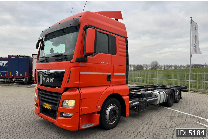 MAN TGX 24.420 XLX, Euro 6, BDF / 6x2 / Retarder / Low KM, Intarder - Container transporter/ Swap body truck: picture 1 MAN TGX 24.420 XLX, Euro 6, BDF / 6x2 / Retarder / Low KM, Intarder - Container transporter/ Swap body truck: picture 1
