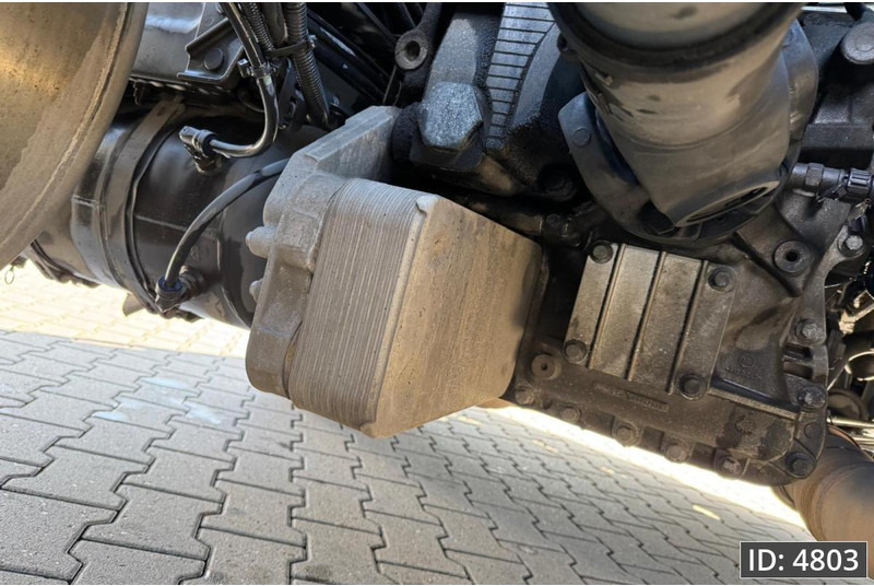 Renault T460 HighCab, Euro 6, / Retarder, Intarder - Tractor unit: picture 5 Renault T460 HighCab, Euro 6, / Retarder, Intarder - Tractor unit: picture 5