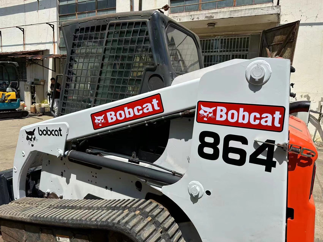 BOBCAT 864 - Skid steer loader: picture 4 BOBCAT 864 - Skid steer loader: picture 4