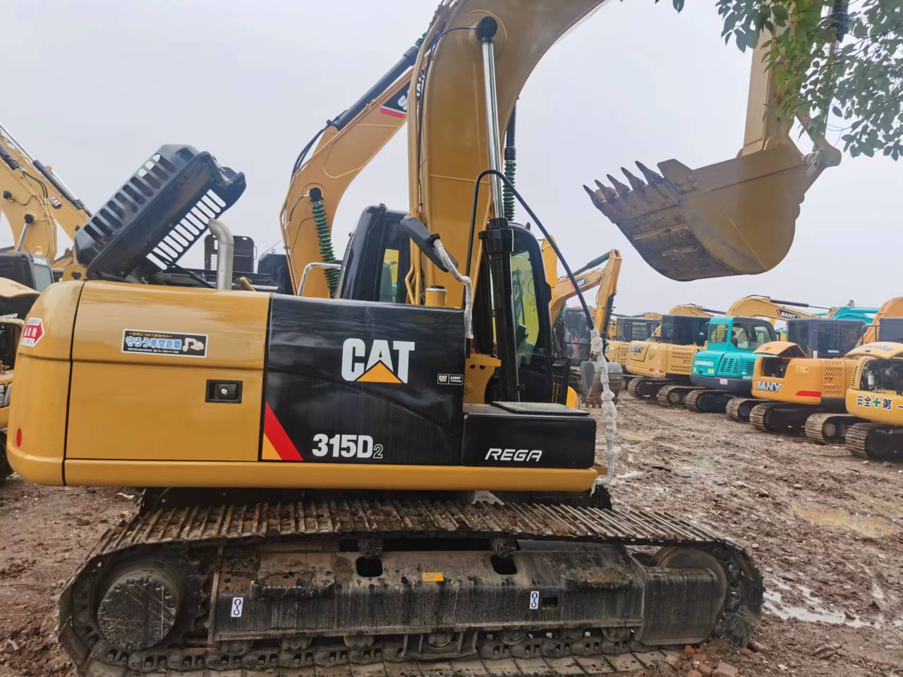 Crawler excavator CATERPILLAR 315D2L: picture 1