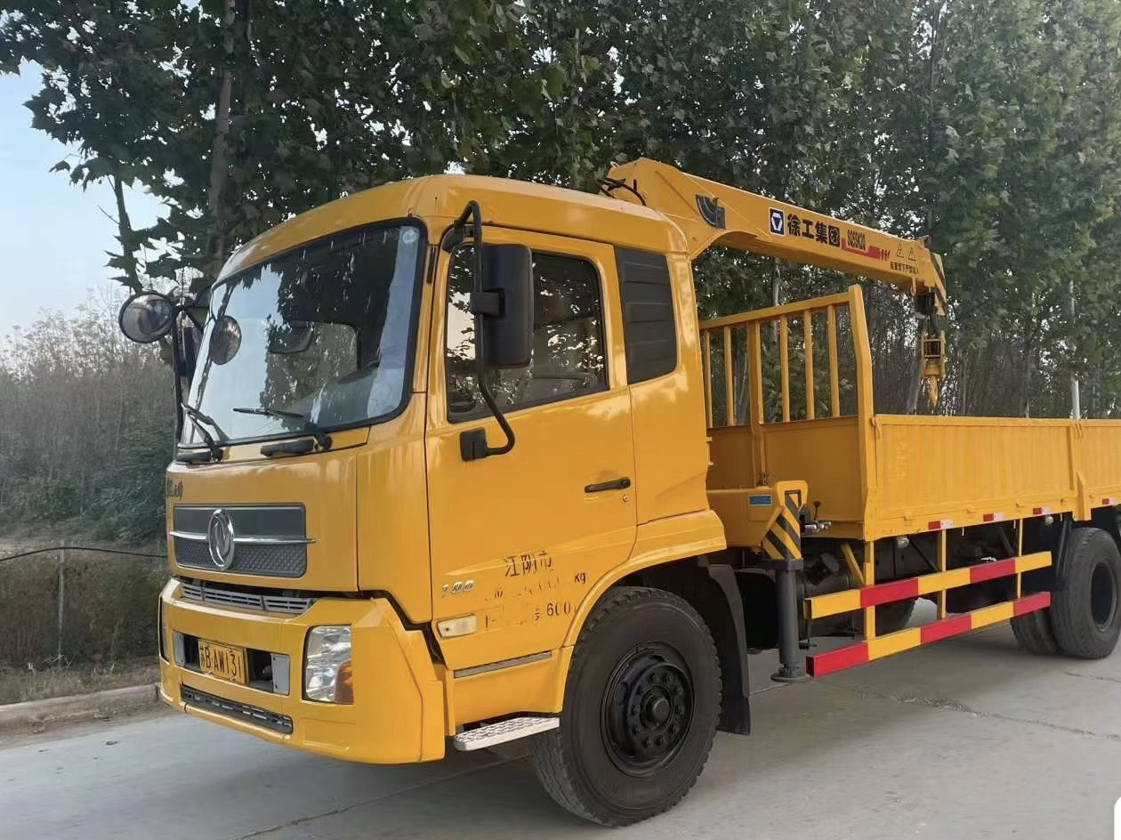 DONGFENG 4X4 CLICK HERE FOR DISCOUNT - Crane truck: picture 1 DONGFENG 4X4 CLICK HERE FOR DISCOUNT - Crane truck: picture 1