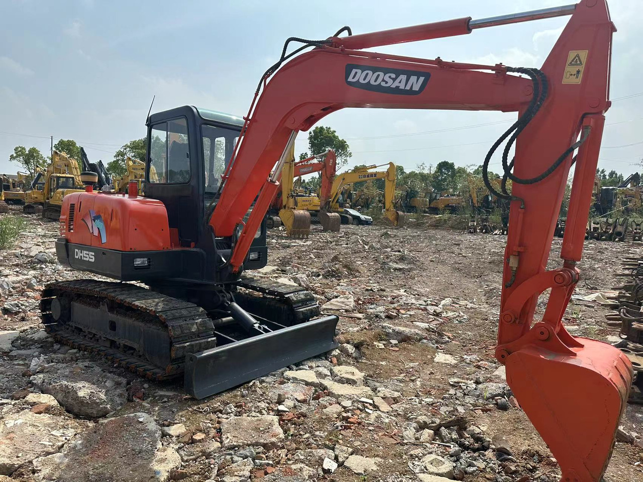 Doosan DH55 Mini Excavator Click for Discount - Mini excavator: picture 2 Doosan DH55 Mini Excavator Click for Discount - Mini excavator: picture 2