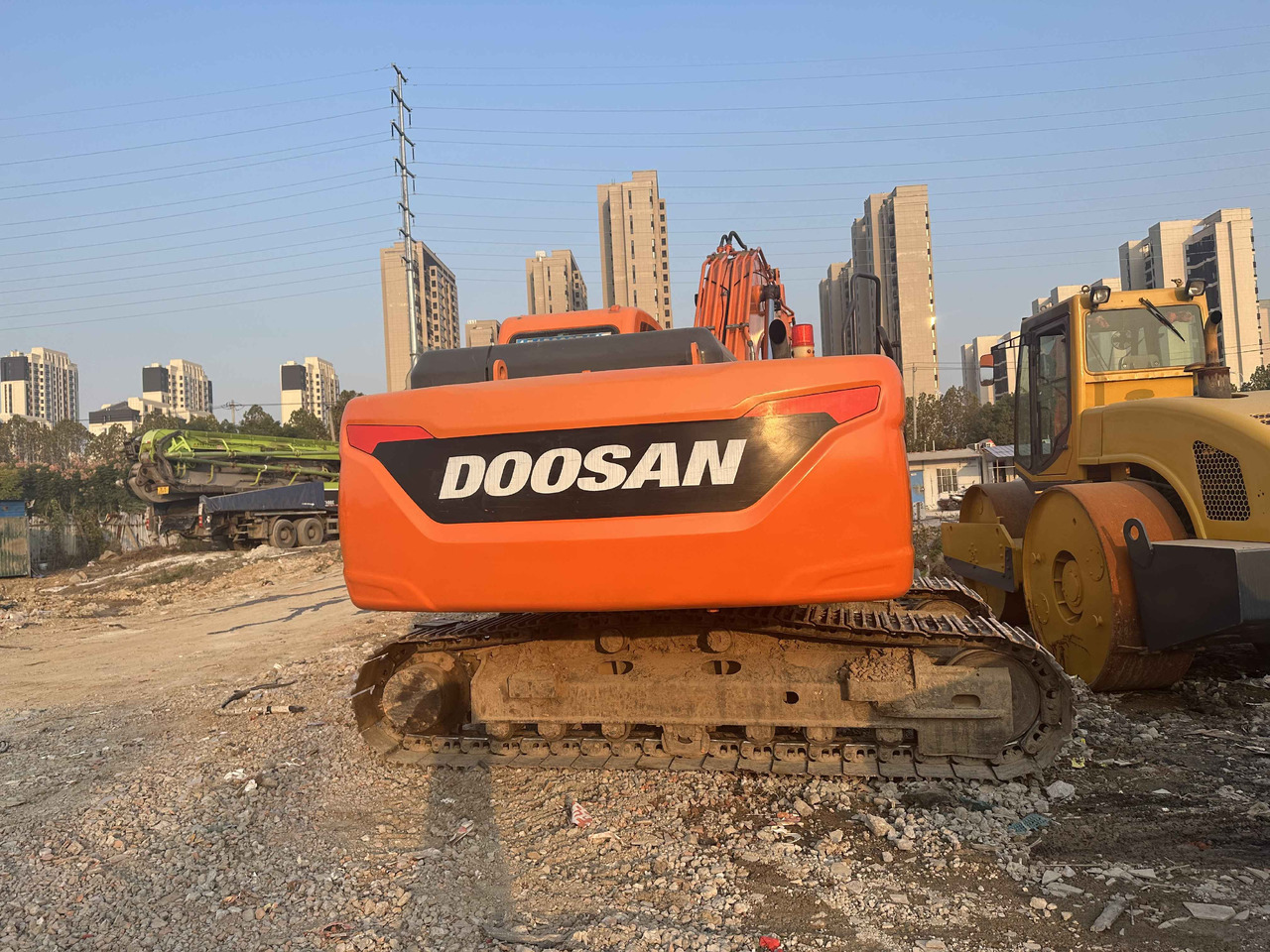 Doosan Mini Excavator DX220 - Mini excavator: picture 5 Doosan Mini Excavator DX220 - Mini excavator: picture 5