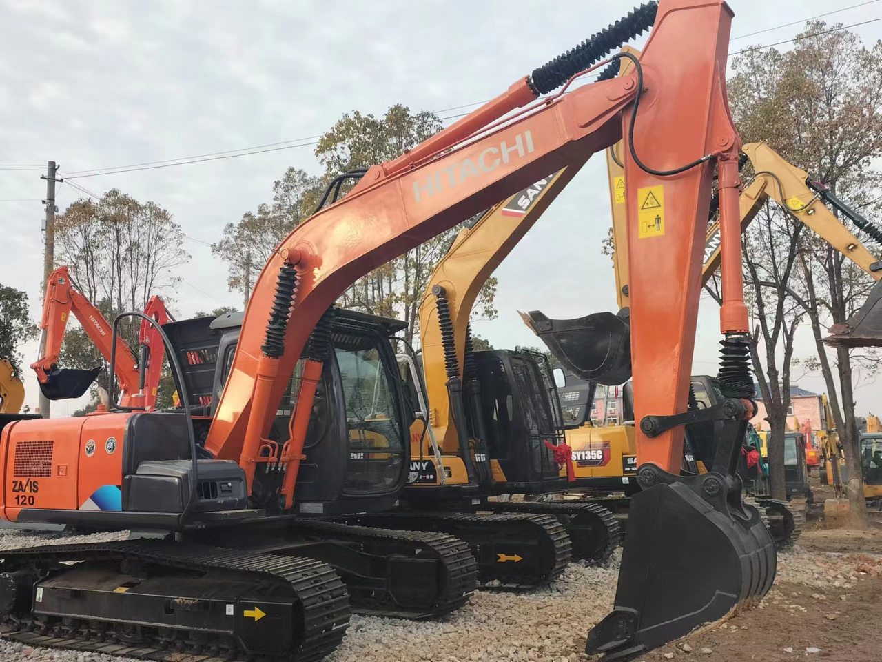 HITACHI ZX120 Excavator - Excavator: picture 5 HITACHI ZX120 Excavator - Excavator: picture 5