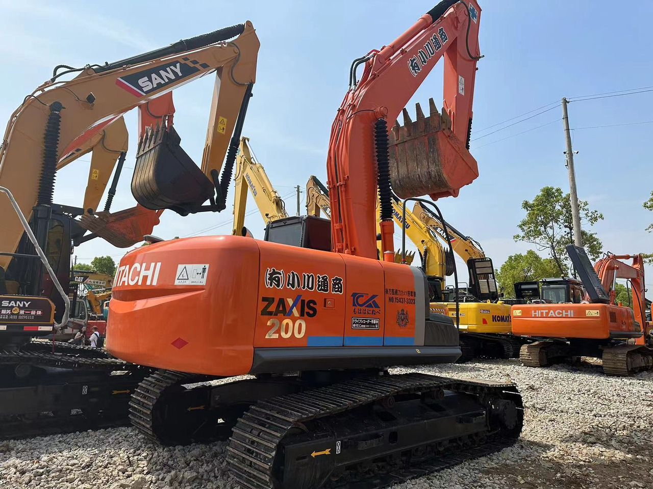Hitachi ZX200 Excavator Click for Discount - Excavator: picture 1 Hitachi ZX200 Excavator Click for Discount - Excavator: picture 1