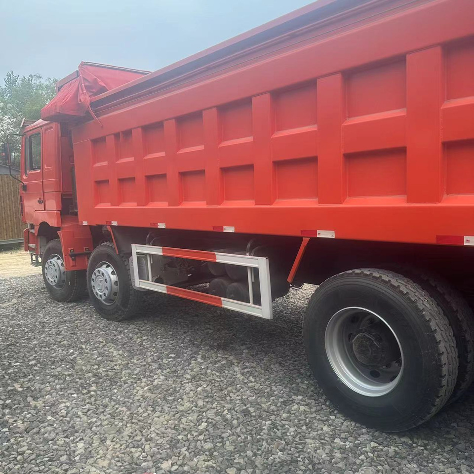 SINOTRUK HOWO Dump Truck 6x4 Click for Discount - Truck: picture 3 SINOTRUK HOWO Dump Truck 6x4 Click for Discount - Truck: picture 3