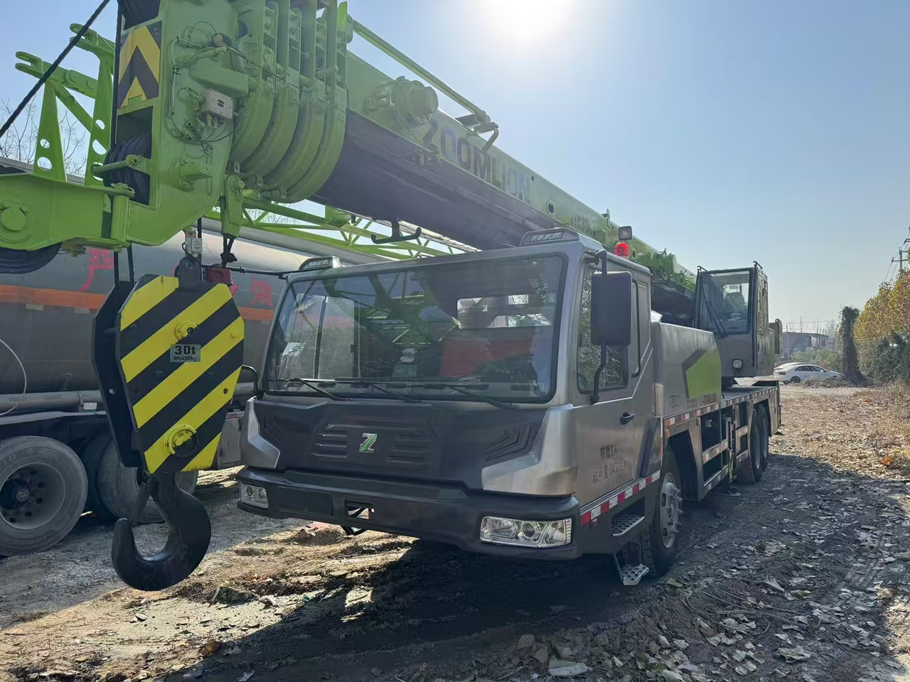 ZOOMLION Crane ZTC300V 30Ton - All terrain crane: picture 3 ZOOMLION Crane ZTC300V 30Ton - All terrain crane: picture 3