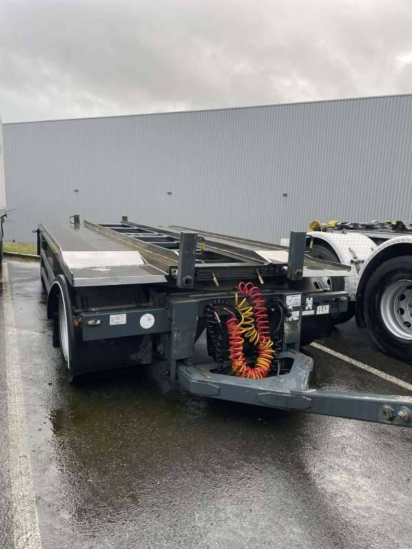 Remorque 2 Essieux 19 TONNES - PORTE CAISSON - Roll-off/ Skip trailer: picture 1 Remorque 2 Essieux 19 TONNES - PORTE CAISSON - Roll-off/ Skip trailer: picture 1