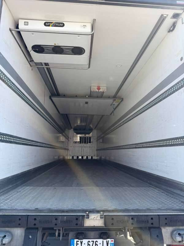 Refrigerator semi-trailer Semi-remorque 3 Essieux FRIGO 38 TONNES HAYON CAISSE CHEREAU GROUPE THERMOKING SLXI SPECTRUM: picture 7 Refrigerator semi-trailer Semi-remorque 3 Essieux FRIGO 38 TONNES HAYON CAISSE CHEREAU GROUPE THERMOKING SLXI SPECTRUM: picture 7