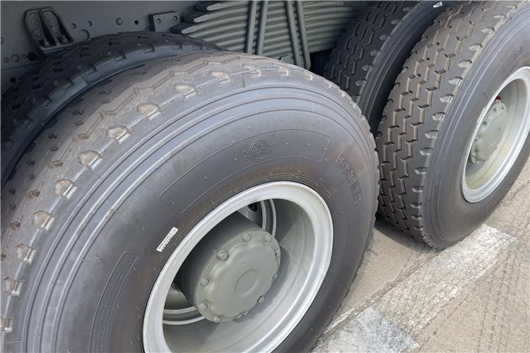 SINOTRUK Howo Dump Truck 6x4 for Sale In Ghana - Tipper: picture 3 SINOTRUK Howo Dump Truck 6x4 for Sale In Ghana - Tipper: picture 3