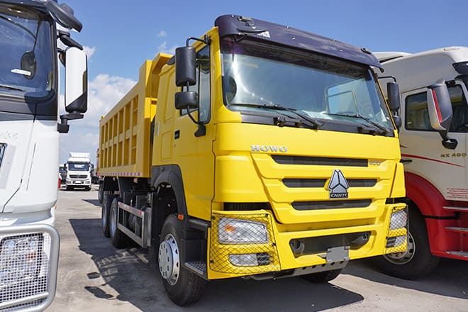SINOTRUK Sinotruk Howo 400 New Dump Truck for Sale in Angola - Tipper: picture 2 SINOTRUK Sinotruk Howo 400 New Dump Truck for Sale in Angola - Tipper: picture 2